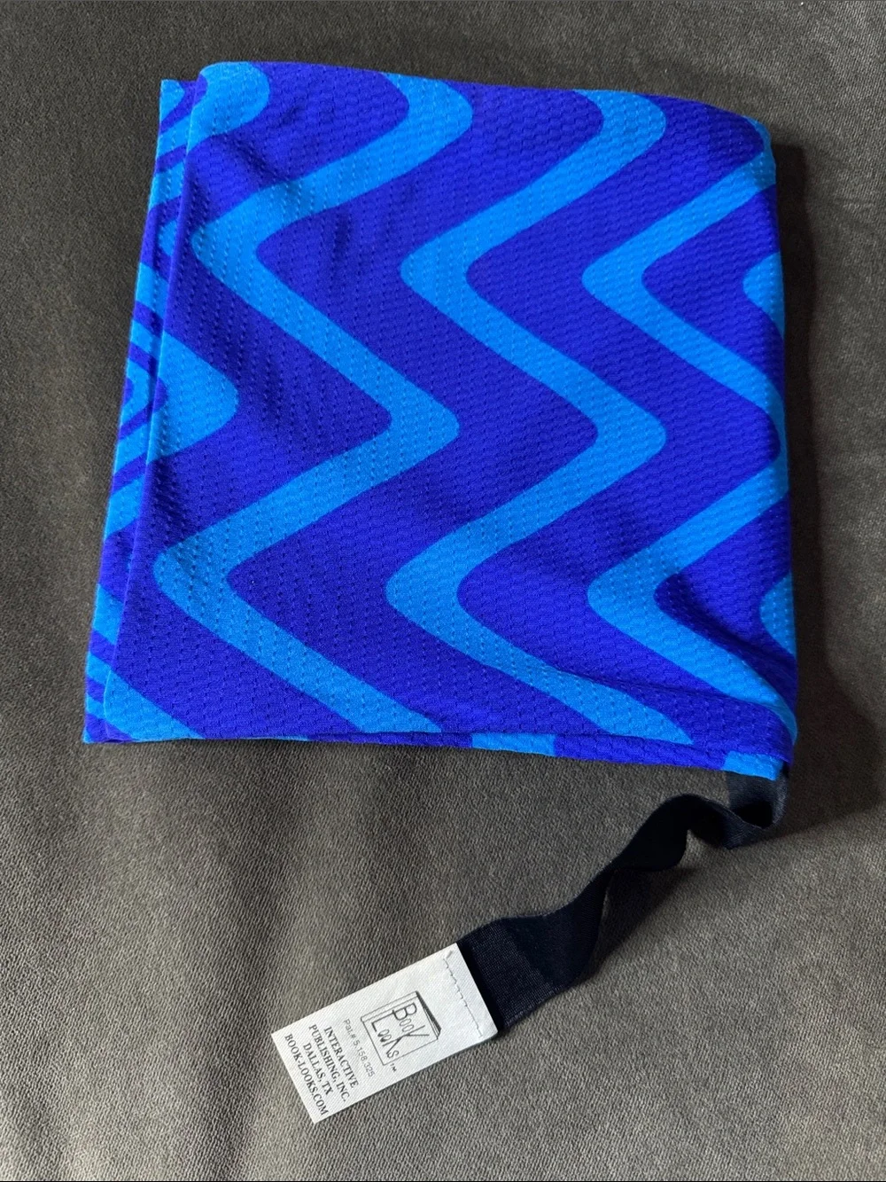 Book Looks vintage stretchable